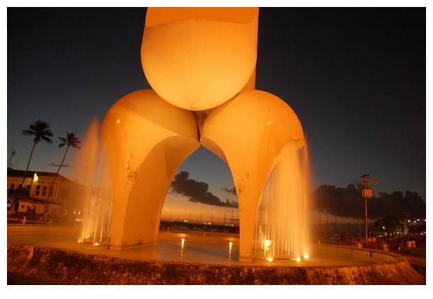 Fonte de rampa do mercado sculpture fountain in Savador de Bahia