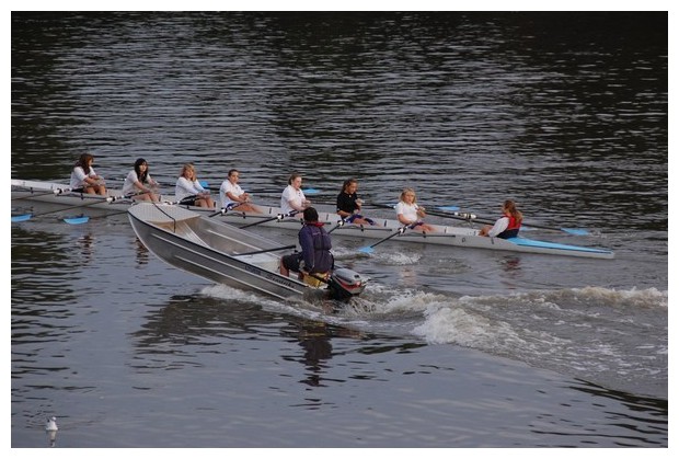 Girls rowing on themes, Hammersmith London