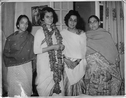 Indira Gandhi, Teji Bacchan, Pushpa Bharati