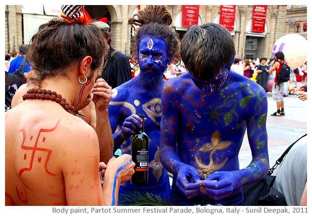 Painted bodies, cultural events, Bologna Italy - images by Sunil Deepak 2005-2013