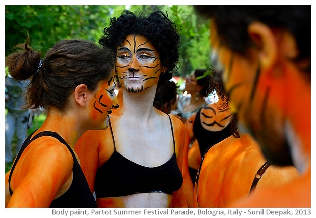 Painted bodies, cultural events, Bologna Italy - images by Sunil Deepak 2005-2013