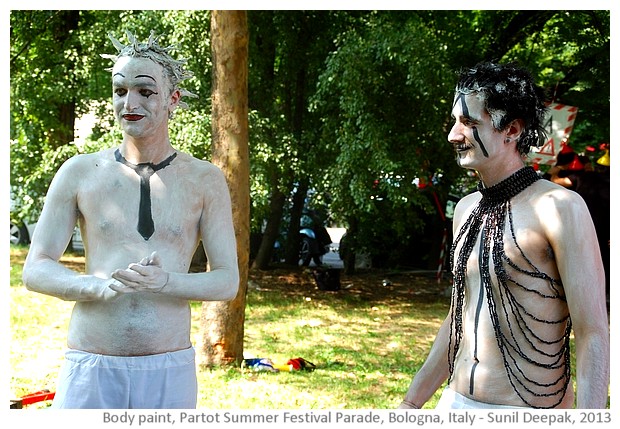 Painted bodies, cultural events, Bologna Italy - images by Sunil Deepak 2005-2013