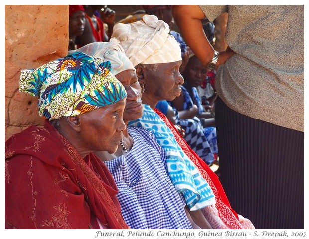 Waiting for funeral, Canchungo, Guinea Bissau - S. Deepak, 2007