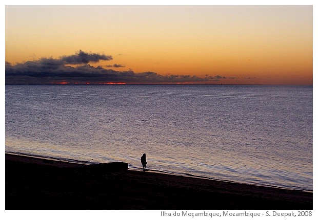 Seaside morning, Ilha do Mozambique - Image by Sunil Deepak, 2008