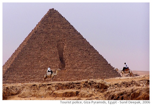 Tourist police in white uniform, Giza, Egypt - images by Sunil Deepak, 2014