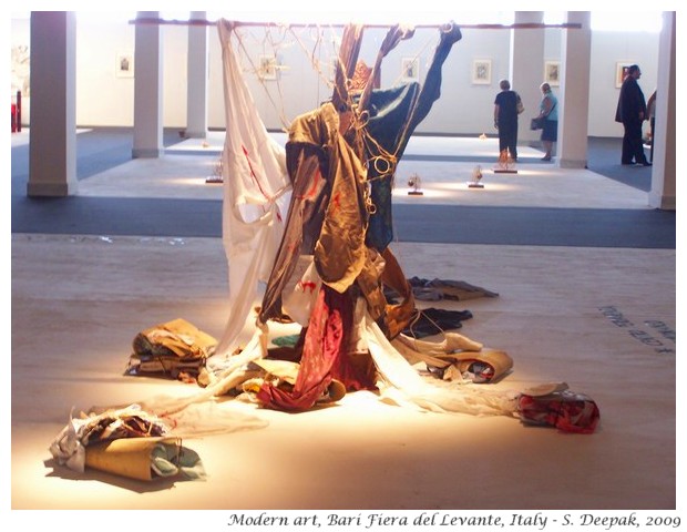 Art installations, Bari trade fair, Italy - S. Deepak, 2009