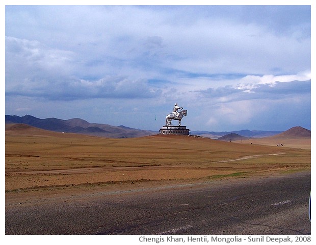Giant statue - Gengis Khan from Mongolia - images by Sunil Deepak, 2008