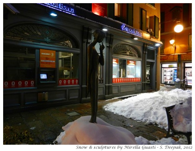 Sculptures by Mirella Guasti and snow in Bologna - S. Deepak, 2012