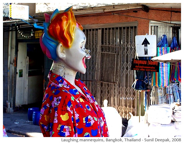 Laughing mannequins, Bangkok, Thailand - images by Sunil Deepak, 2008