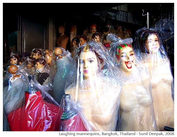 Laughing mannequins, Bangkok, Thailand - images by Sunil Deepak, 2008