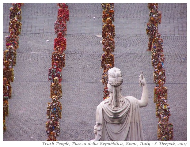 Trash people by Ha Schultz, Rome, Italy - S. Deepak, 2007