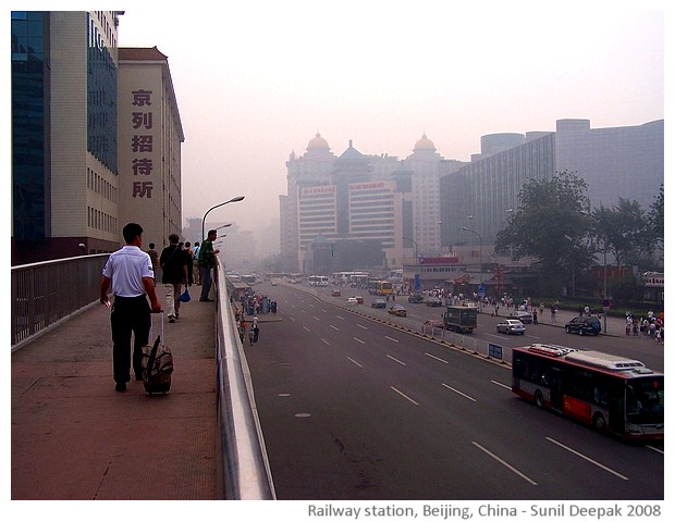 Beijing, Railway station, China - images by Sunil Deepak, 2008