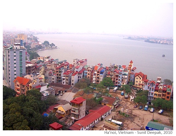 Morning in Hanoi, Vietnam - images by Sunil Deepak, 2013