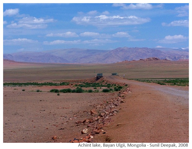 Achint lake, Mongolia - images by Sunil Deepak, 2008