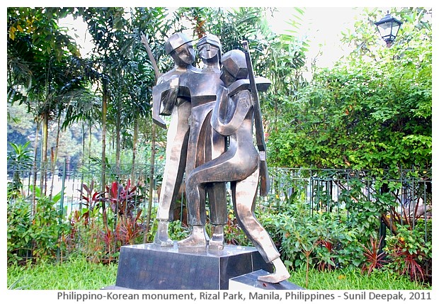 Phillipines-Korean soldiers' monument, Rizal park, Manila, Philippines - images by Sunil Deepak, 2011