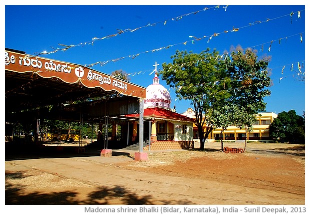 Madonna shrine Bhalki, Karnataka, India - images by Sunil Deepak