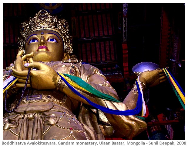 A Buddhist journey - images by Sunil Deepak, 2014