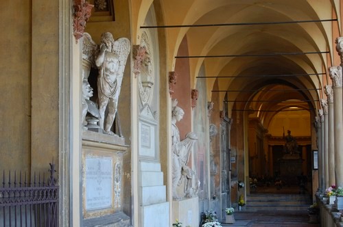 Monumental graves in Certosa cemetery of Bologna, Italy - images by S. Deepak, 2011