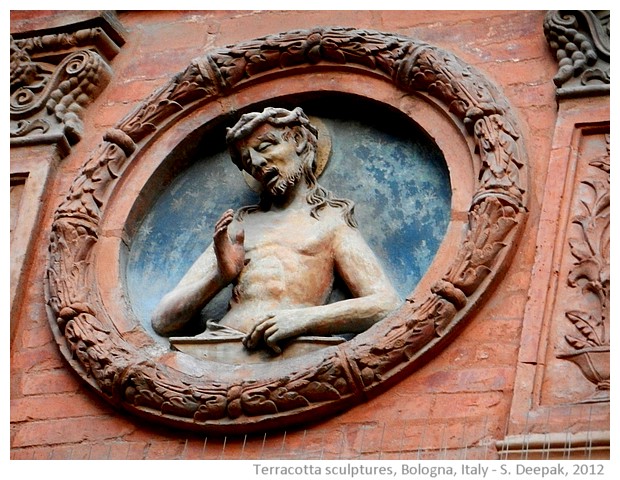 Terracotta statues in Bologna, Italy - images by S. Deepak