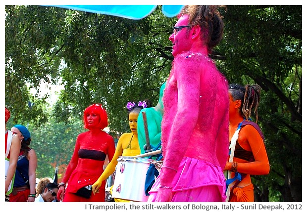 I Trampolieri, the stilt-walkers of Bologna - images by Sunil Deepak, 2012-13