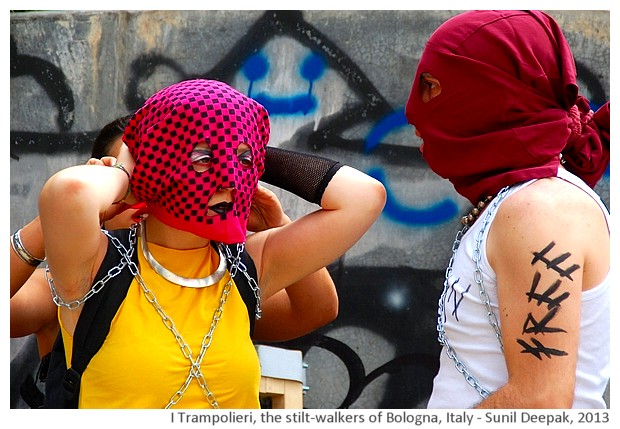 I Trampolieri, the stilt-walkers of Bologna - images by Sunil Deepak, 2012-13