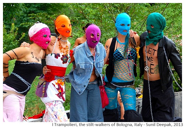 I Trampolieri, the stilt-walkers of Bologna - images by Sunil Deepak, 2012-13