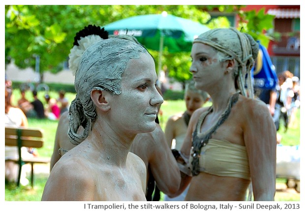 I Trampolieri, the stilt-walkers of Bologna - images by Sunil Deepak, 2012-13