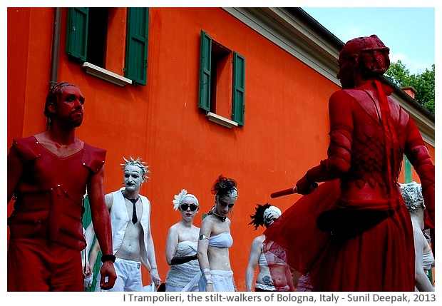 I Trampolieri, the stilt-walkers of Bologna - images by Sunil Deepak, 2012-13