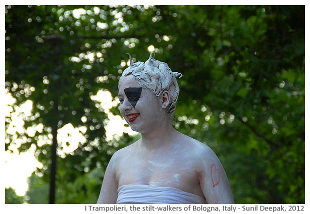 I Trampolieri, the stilt-walkers of Bologna - images by Sunil Deepak, 2012-13