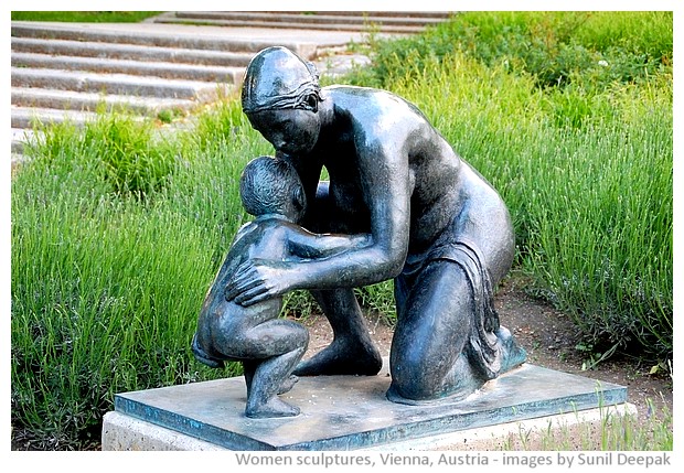 Sculptures of women, Vienna, Austria - images by Sunil Deepak, 2010-2013