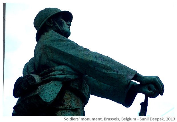 A soldiers' monument, Brussels, Belgium - images by Sunil Deepak, 2013