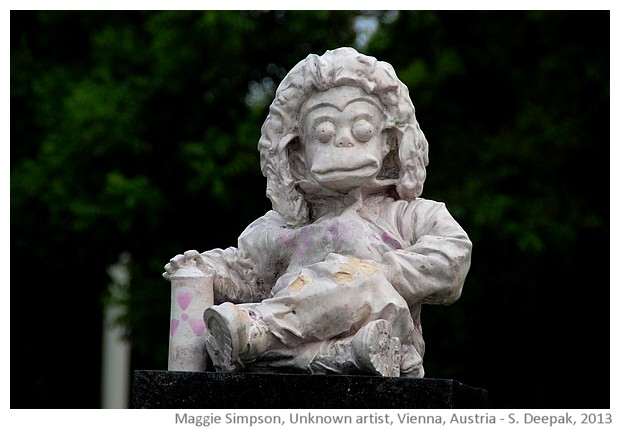 Maggie Simpson sculpture, Vienna, Austria - images by Sunil Deepak, 2013