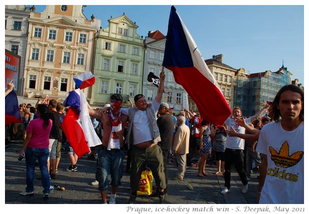 Fans of ice hockey in Prague - images by S. Deepak