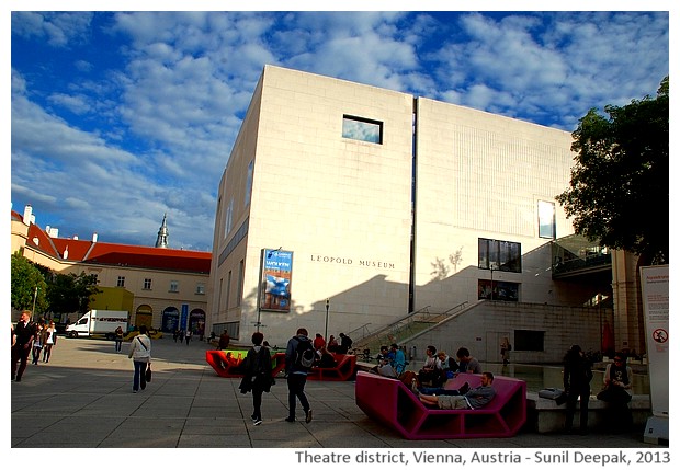 Rest chairs, Theatre museum district, Vienna, Austria - images by Sunil Deepak, 2013