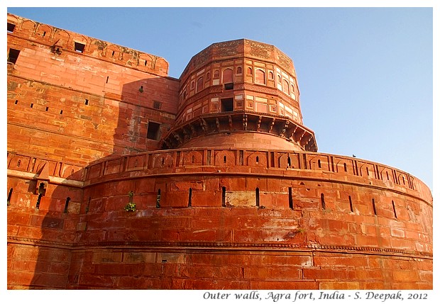 Outer walls, Agra fort, India - S. Deepak, 2012