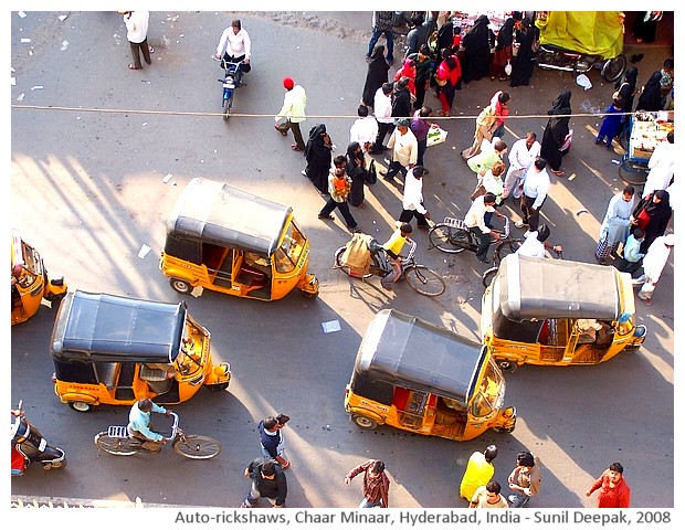 Auto rickshaws, Chaar Minaar, Hyderabad, India - images by Sunil Deepak, 2008