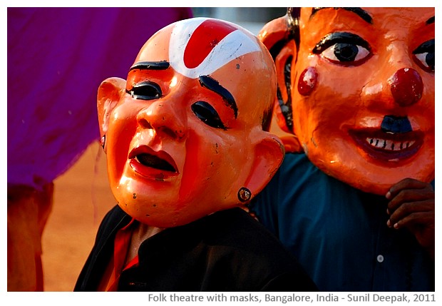 Folk dancers with masks, Bangalore, India - images by Sunil Deepak, 2011