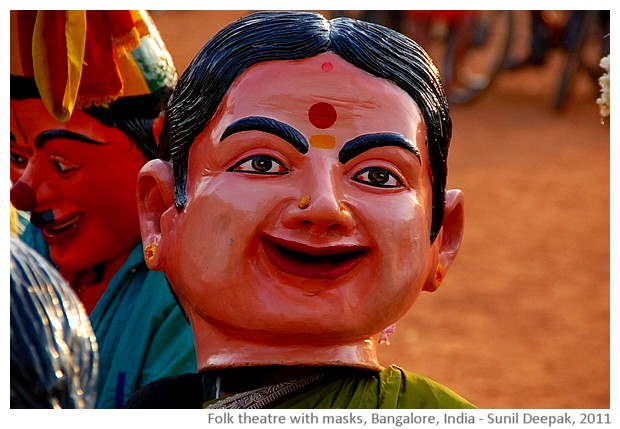 Folk dancers with masks, Bangalore, India - images by Sunil Deepak, 2011