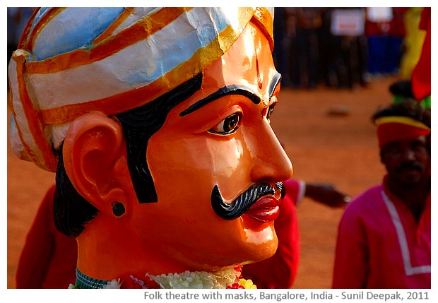 Folk dancers with masks, Bangalore, India - images by Sunil Deepak, 2011