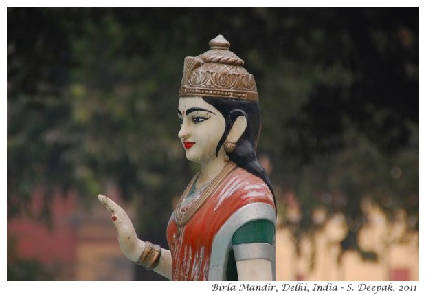 Statues in Birla Temple, Delhi - S. Deepak, 2011