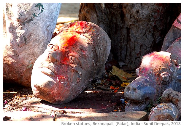 A tree shrine, Bekanapalli, Bidar, India - images by Sunil Deepak, 2013