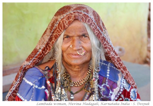 A lambada woman, Indian gypsies, in Karnataka - images by S. Deepak