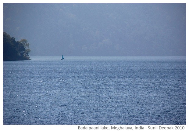 Umiam Barapaani lake, Meghalaya, India - images by Sunil Deepak, 2010