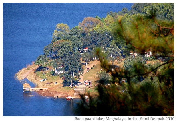 Umiam Barapaani lake, Meghalaya, India - images by Sunil Deepak, 2010