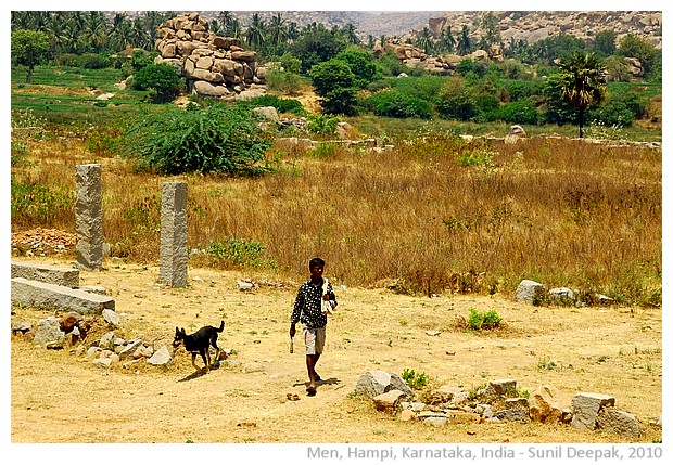 Men at work, Hampi, India - images by Sunil Deepak 2010