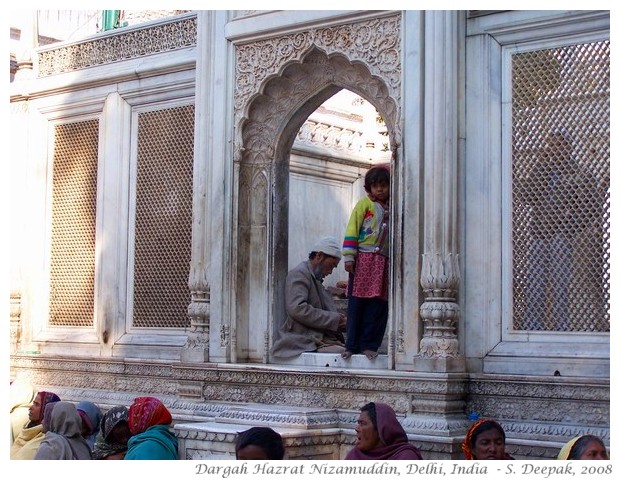 Nizamuddin dargah, Delhi, India - S. Deepak, 2008