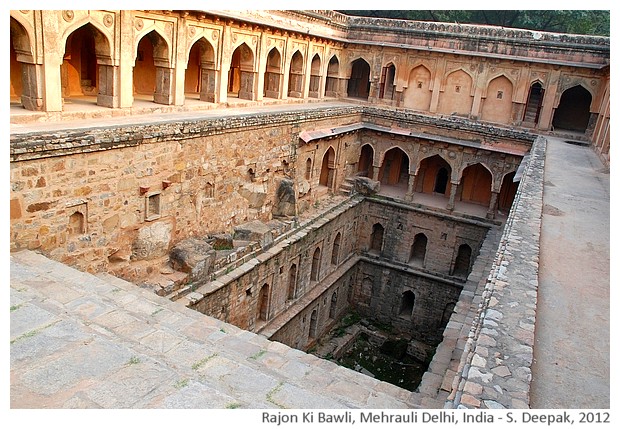 Rajon ki Baoli, Mehrauli archeological park, Delhi, India - S. Deepak, 2012