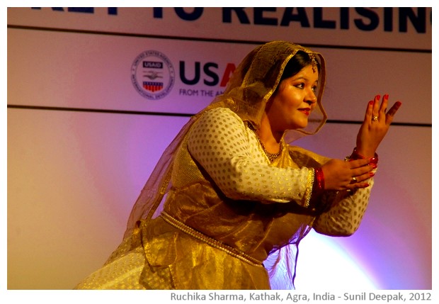 Kathak dance by Ruchika Sharma,Agra, India - images by Sunil Deepak, 2012