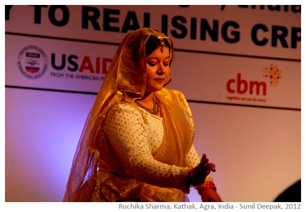 Kathak dance by Ruchika Sharma,Agra, India - images by Sunil Deepak, 2012