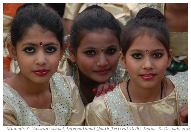 Girls Sadhu Vaswani school Delhi - S. Deepak, 2011